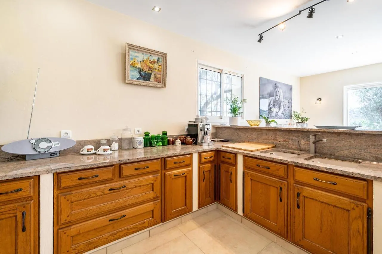 Villa Super Cannes Vallauris 0*,  France
